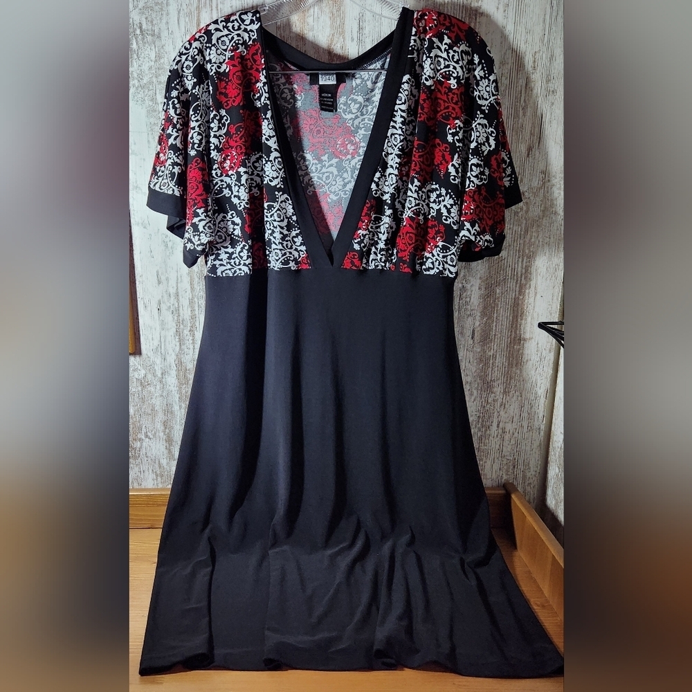 Studio 1940 Black and Red Patterned Midi Dress